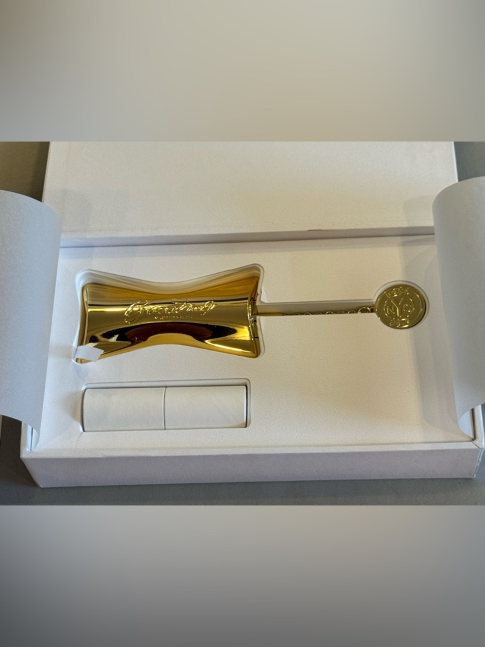 BOND NO. 9 Refillable Lipstick Set - SoHo - Picture 11 of 16